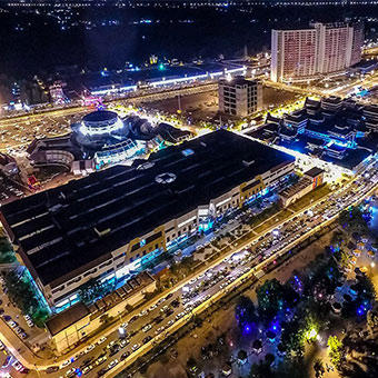 برق کار در منطقه آزاد انزلی